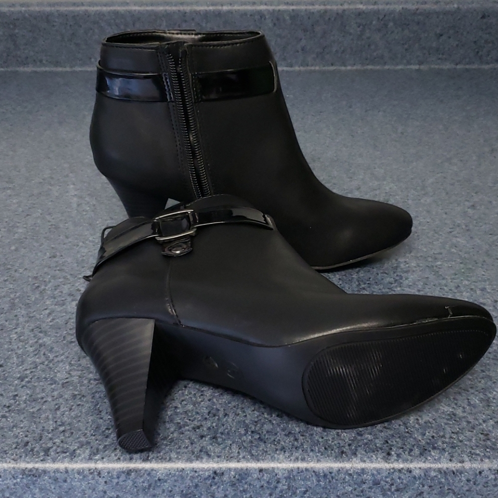 Ankle boots